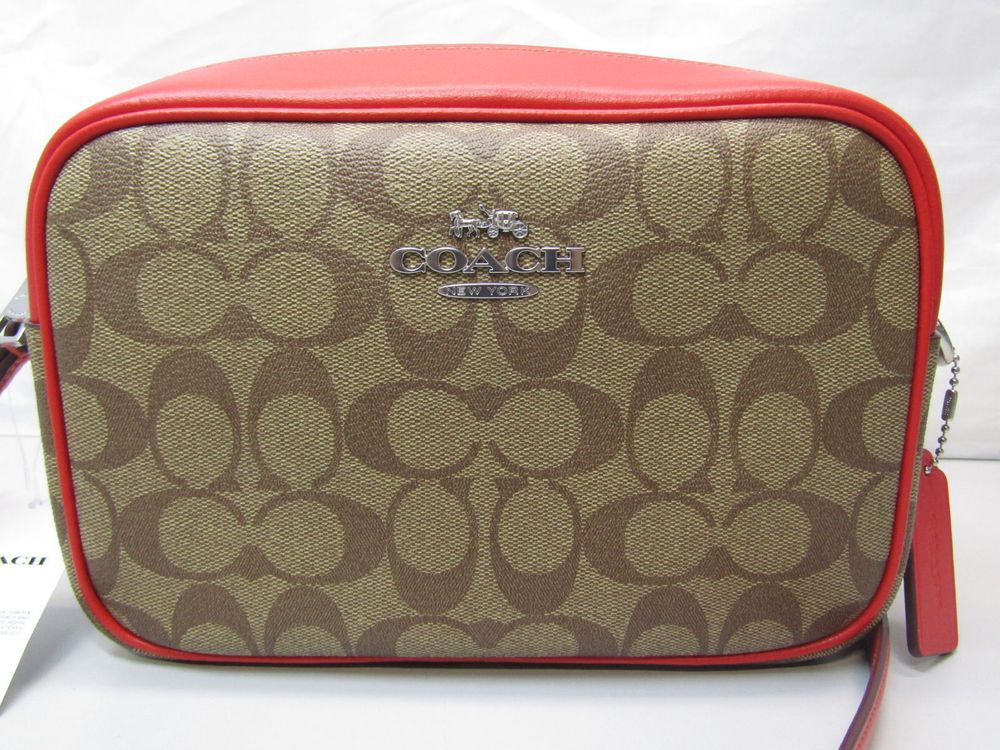 Сумка жіноча COACH Jamie Camera Bag In Signature Canvas CR135