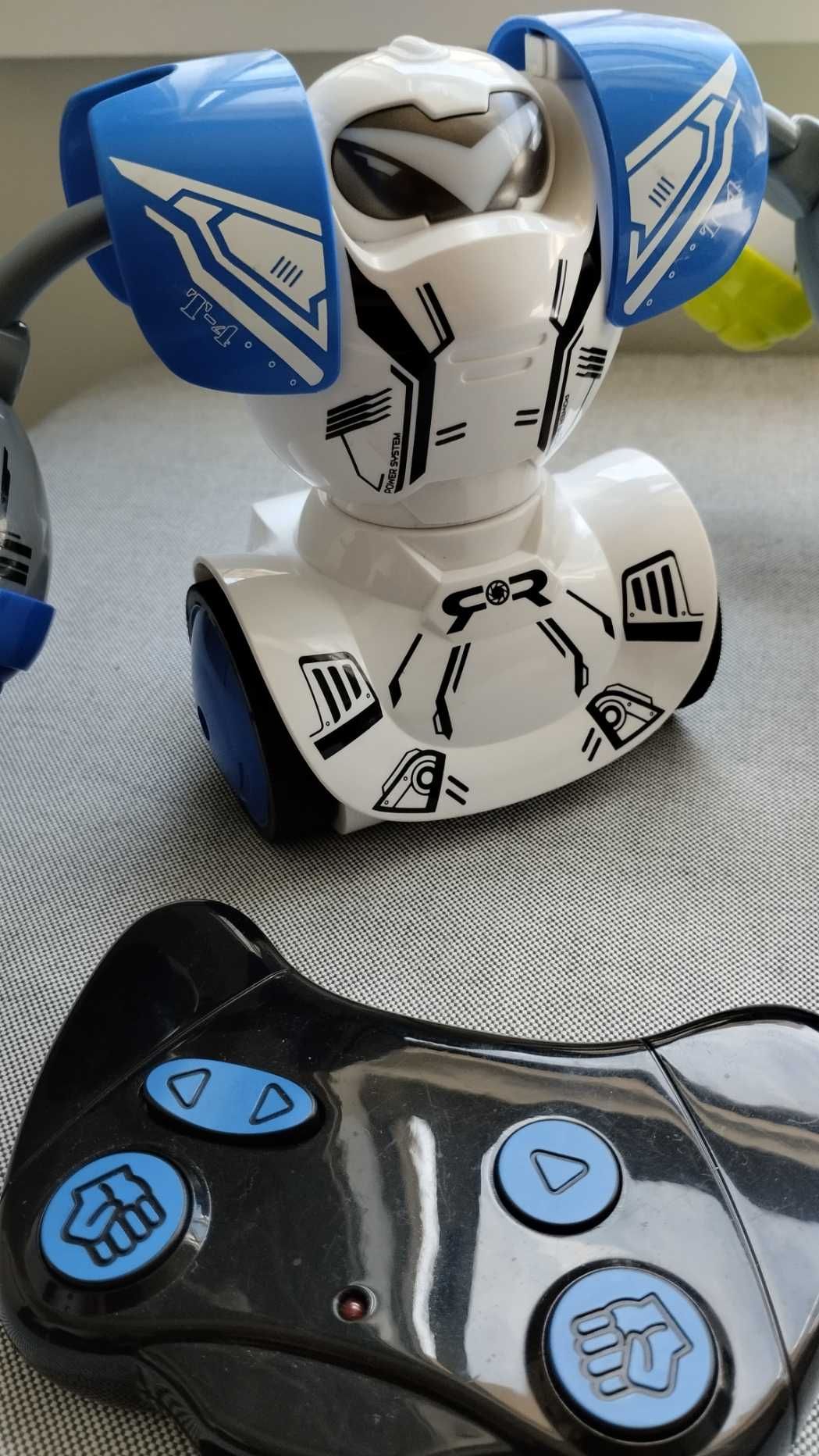 Brinquedo Ycoo Robo Kombat Pack Duplo - robôs de combate como novos
