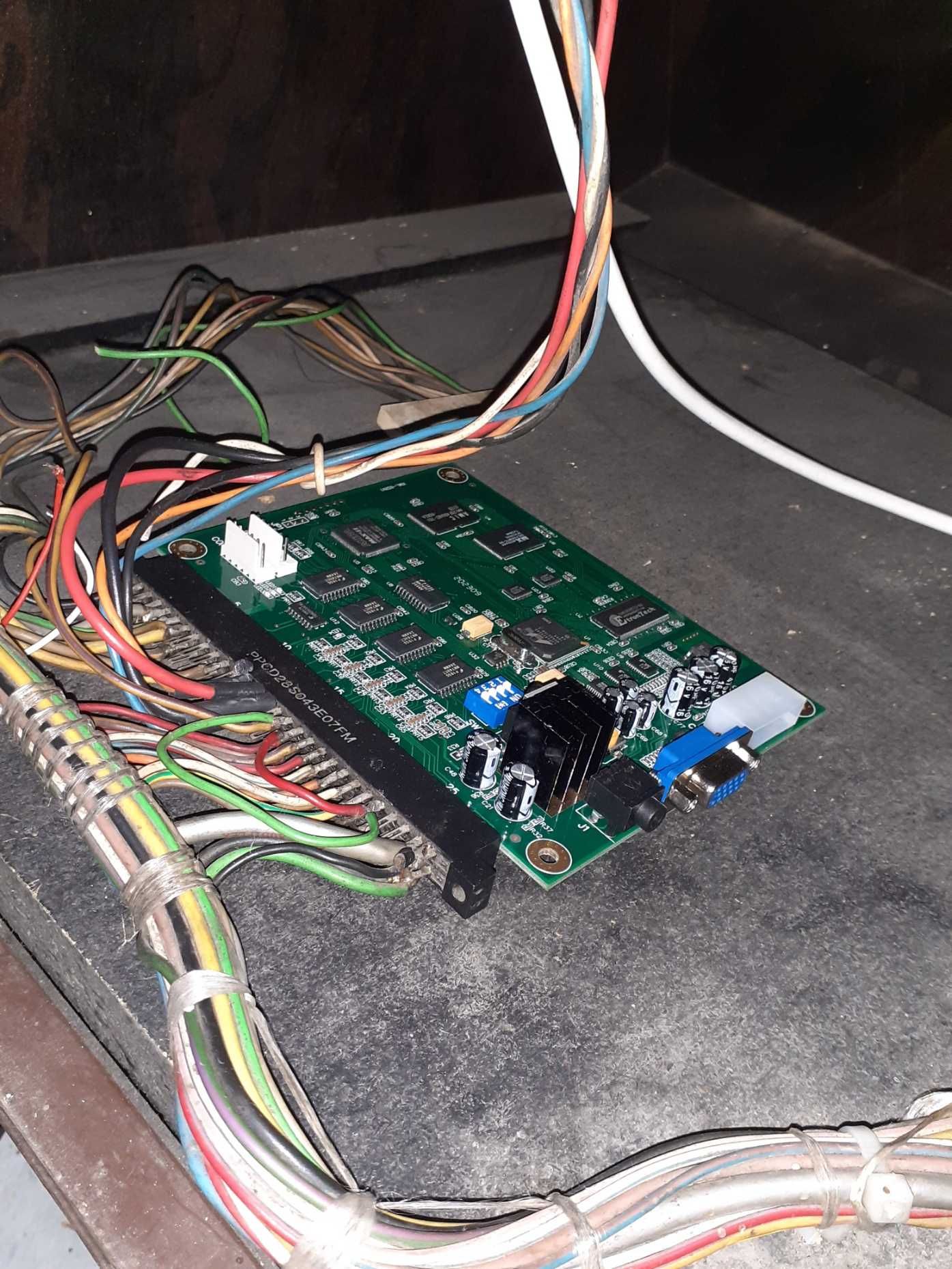 Maquina arcade - placa com 60 jogos verticais