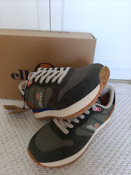 Sapatilhas tamanho 40 41 Ellesse