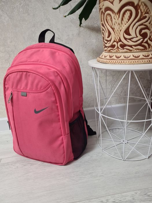 Рюкзак для девочки женский Nike