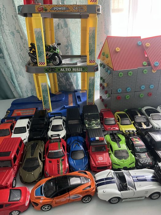 Колекційні машинки