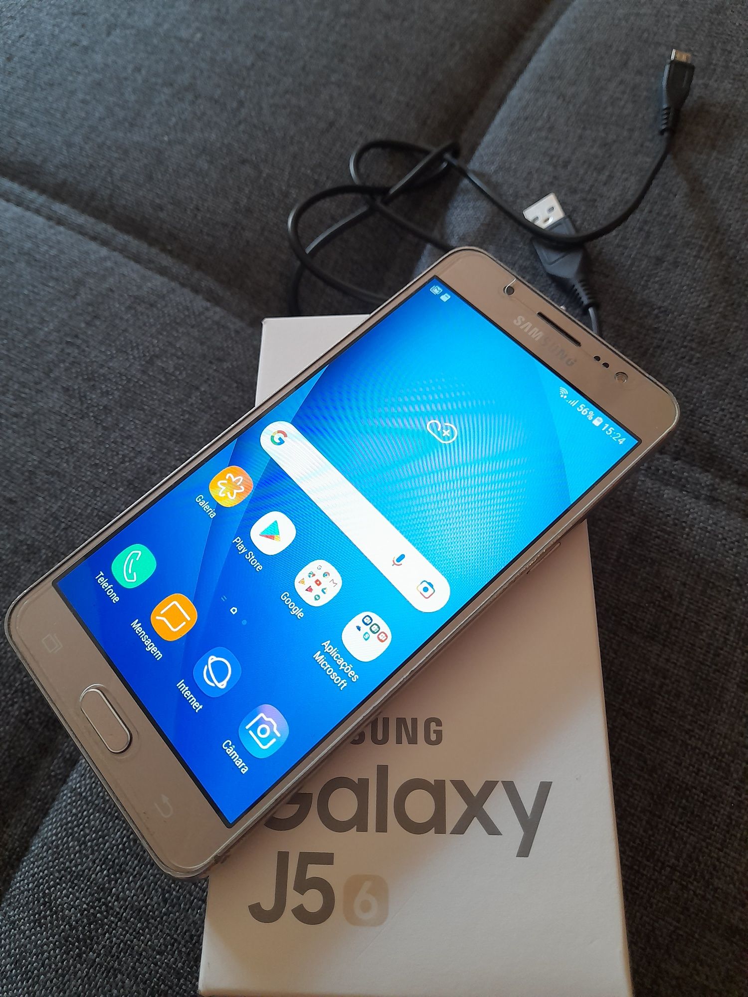 Telemóvel Samsung J5