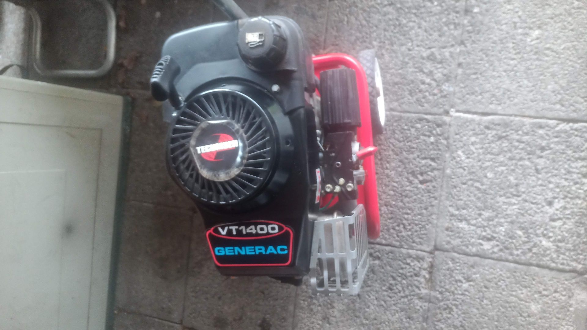Генератор Generac VT1400