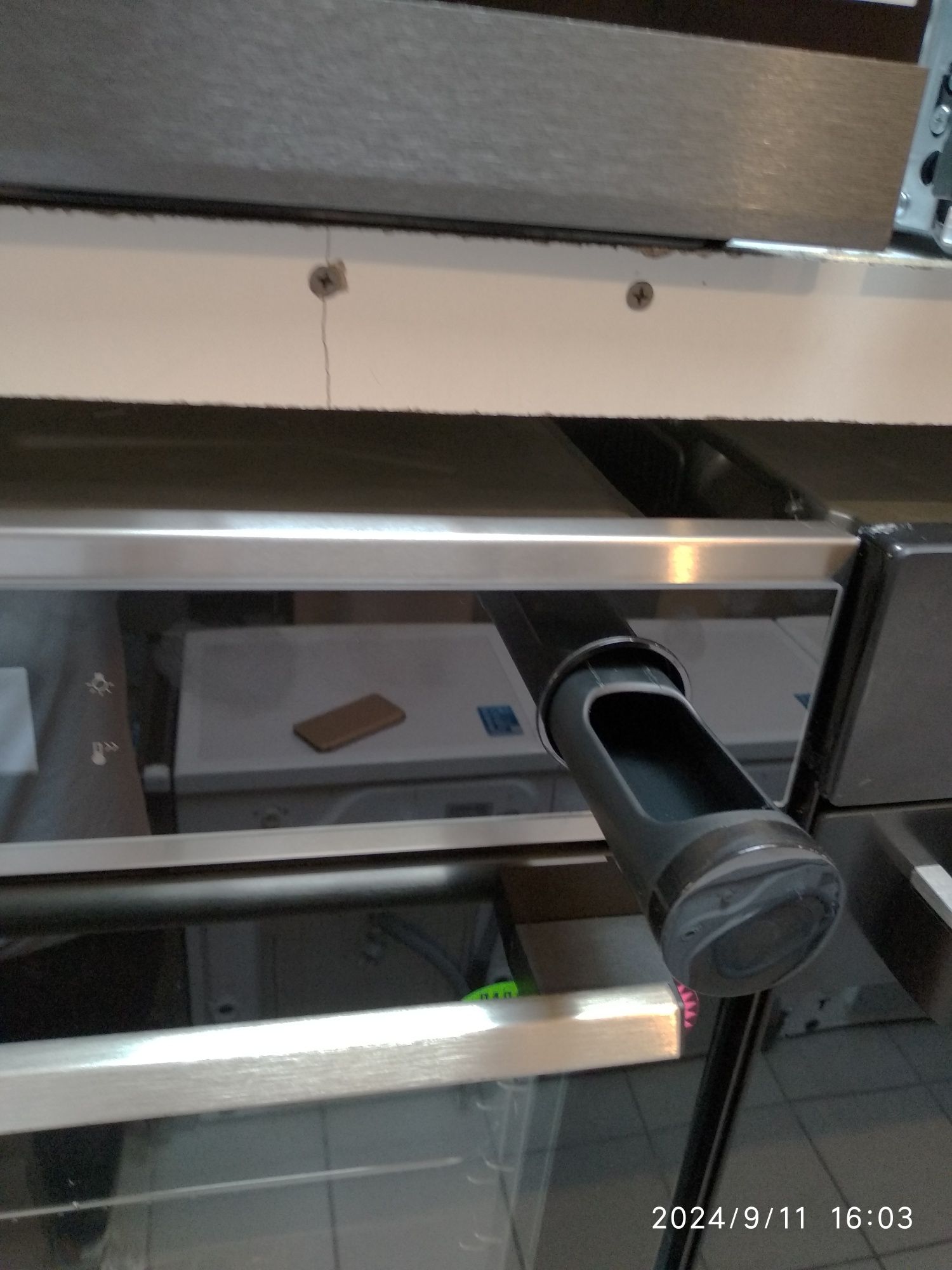 OUTLET Janki ul Wspólna 6 Piekarnik ELECTROLUX EOC8H39WX