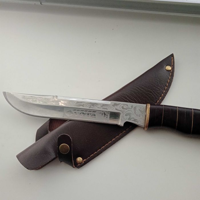 Нож сделанный умельцами ИТК. Ручная работа.