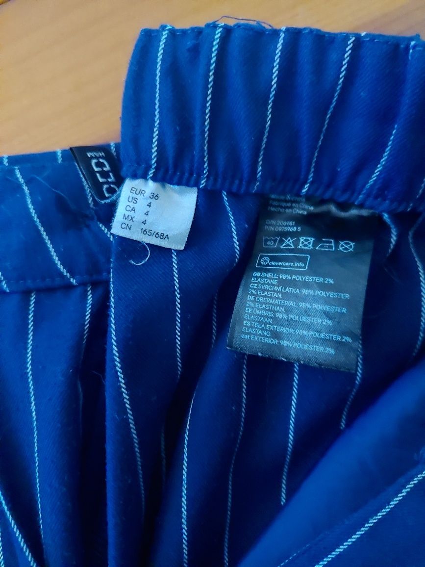 Conjunto calça e colete HM