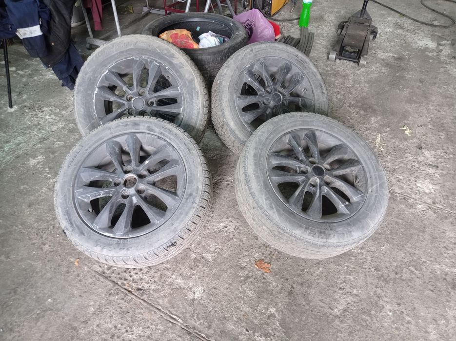 Продам диски с резиной 1250 за колесо р16 5.108