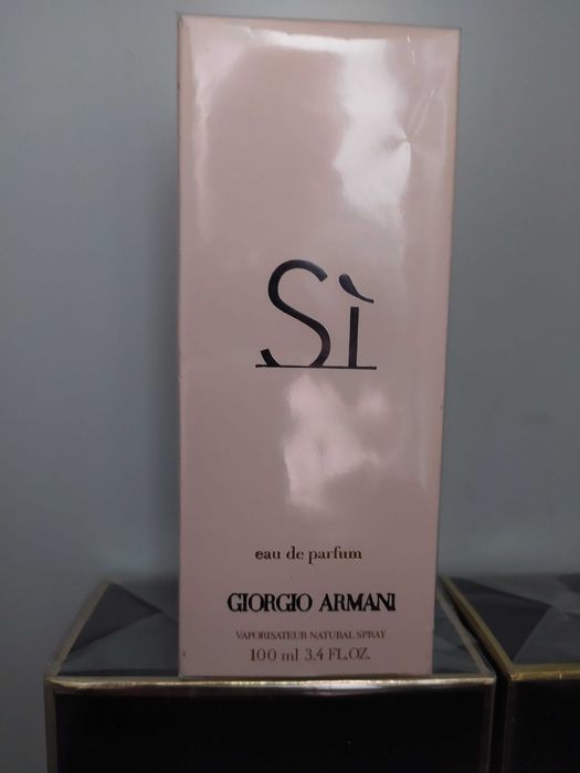 Do sprzedaniaArmani Si Edp 100 ml nowy w folii