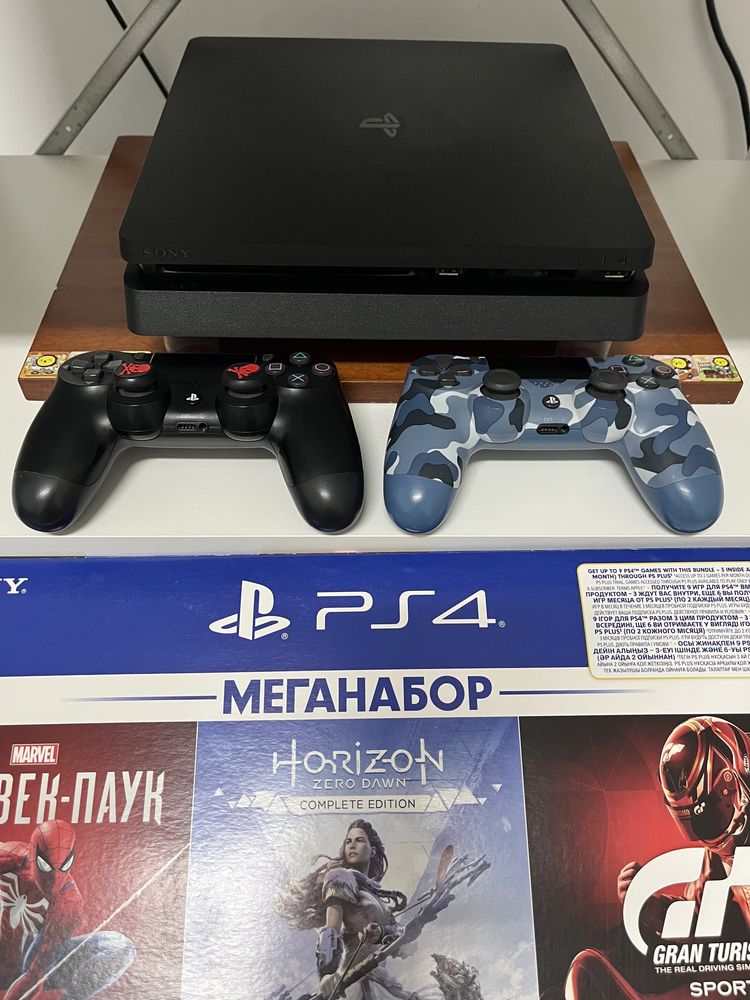 PS 4 Slim 1 TB Ideal