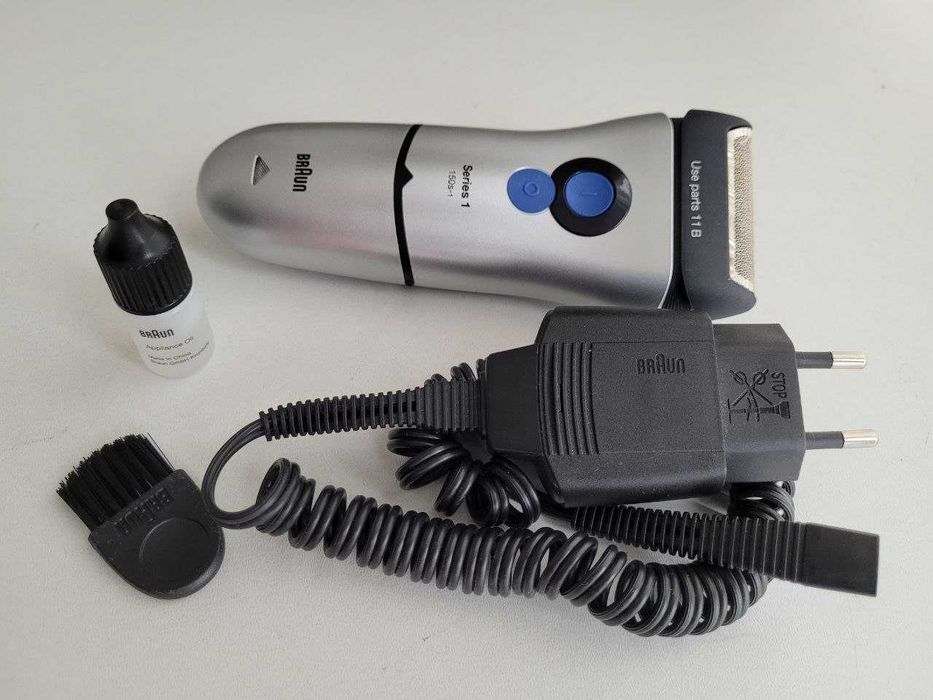 Електро бритва Braun Series 1 150 Браун Нова