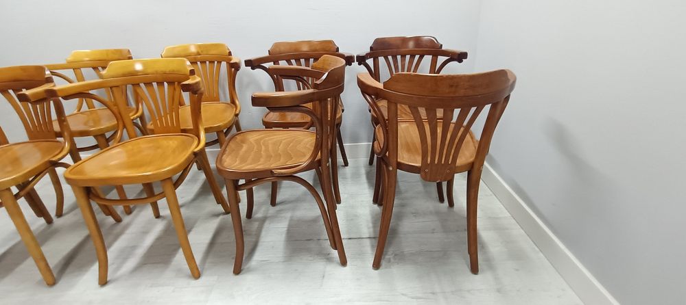 Krzesła gięte Thonet Fameg Radomsko z podłokietnikiem 30szt