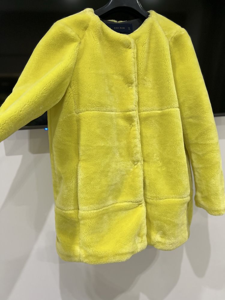 Шуба Zara , стан супер колір дуже гарний