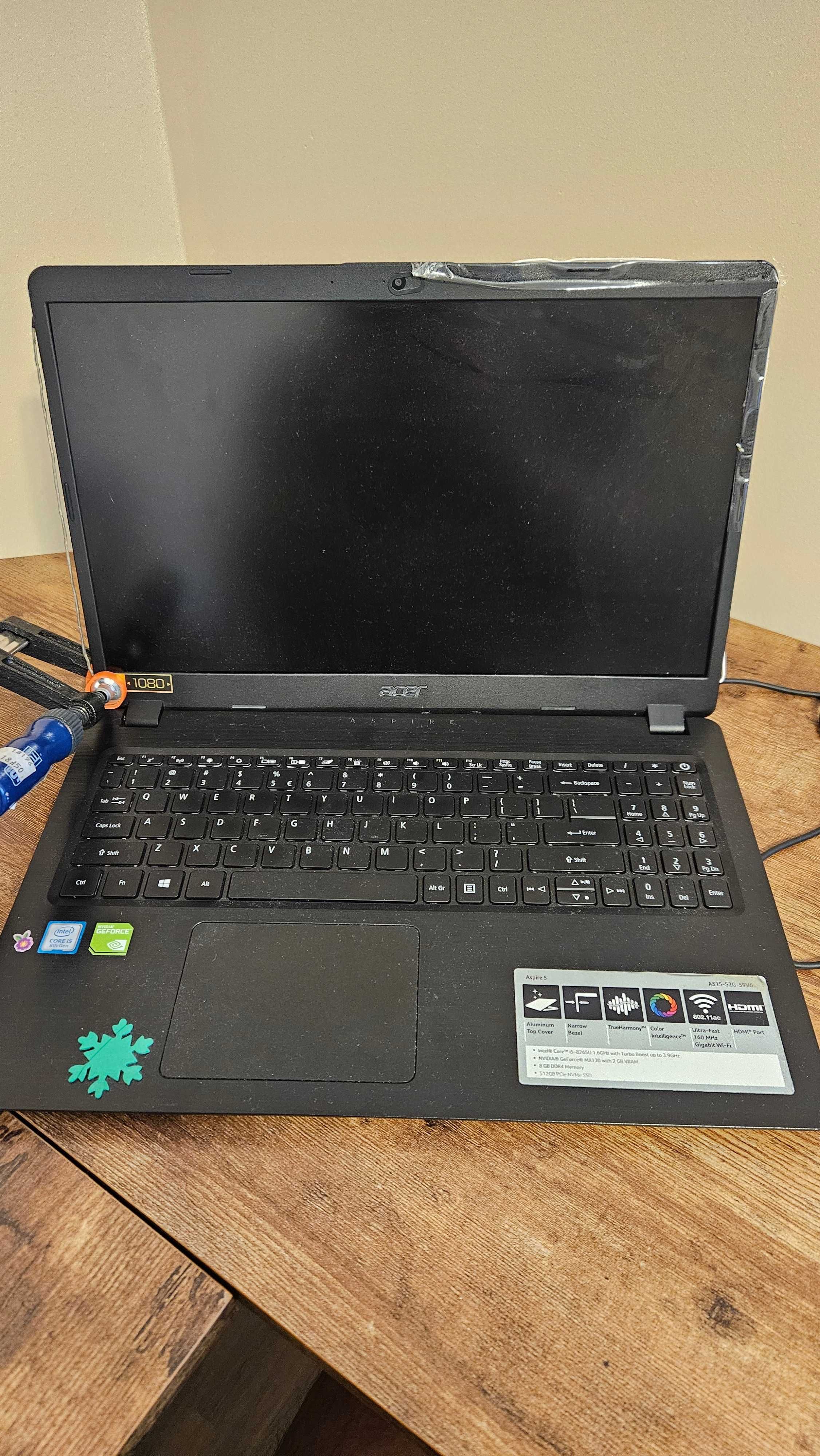 Laptop Aser Aspire A515-52 uszkodzona matryca