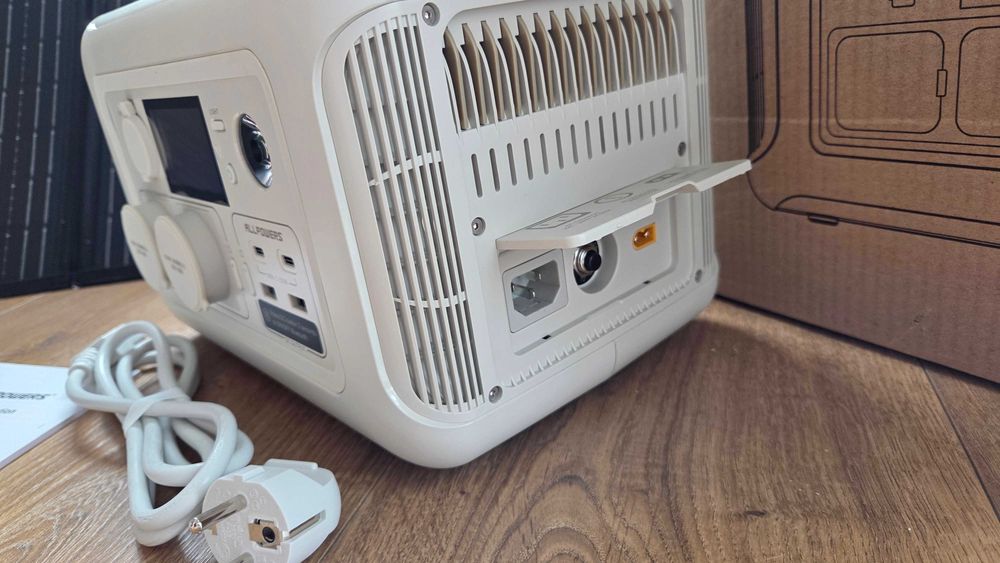 NOWY Powerbank Allpowers R600,stacja ładowania,GRATIS kabel do auta