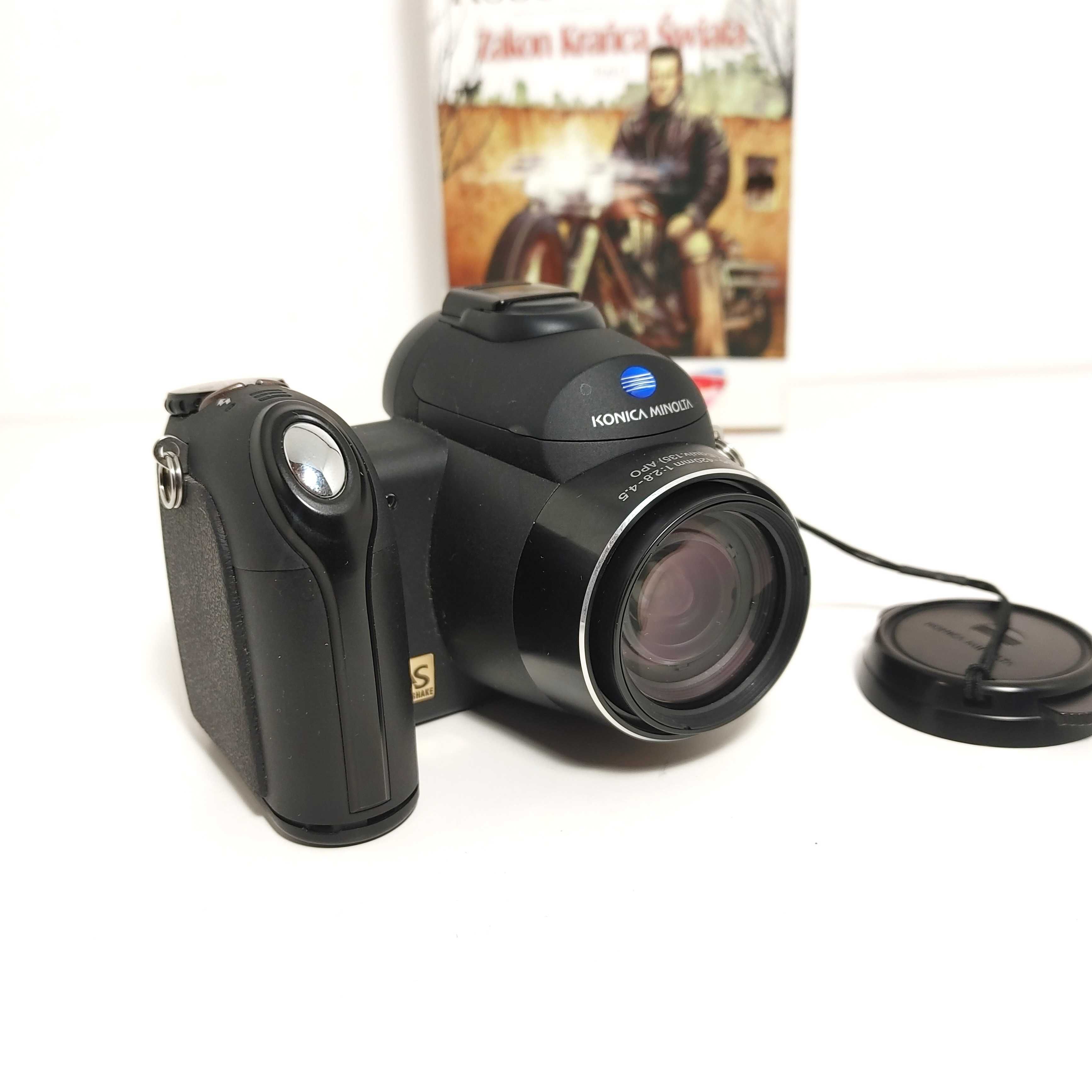 Cyfrowy aparat fotograficzny RETRO 2005r Konica-Minolta Dimage Z5 5 MP