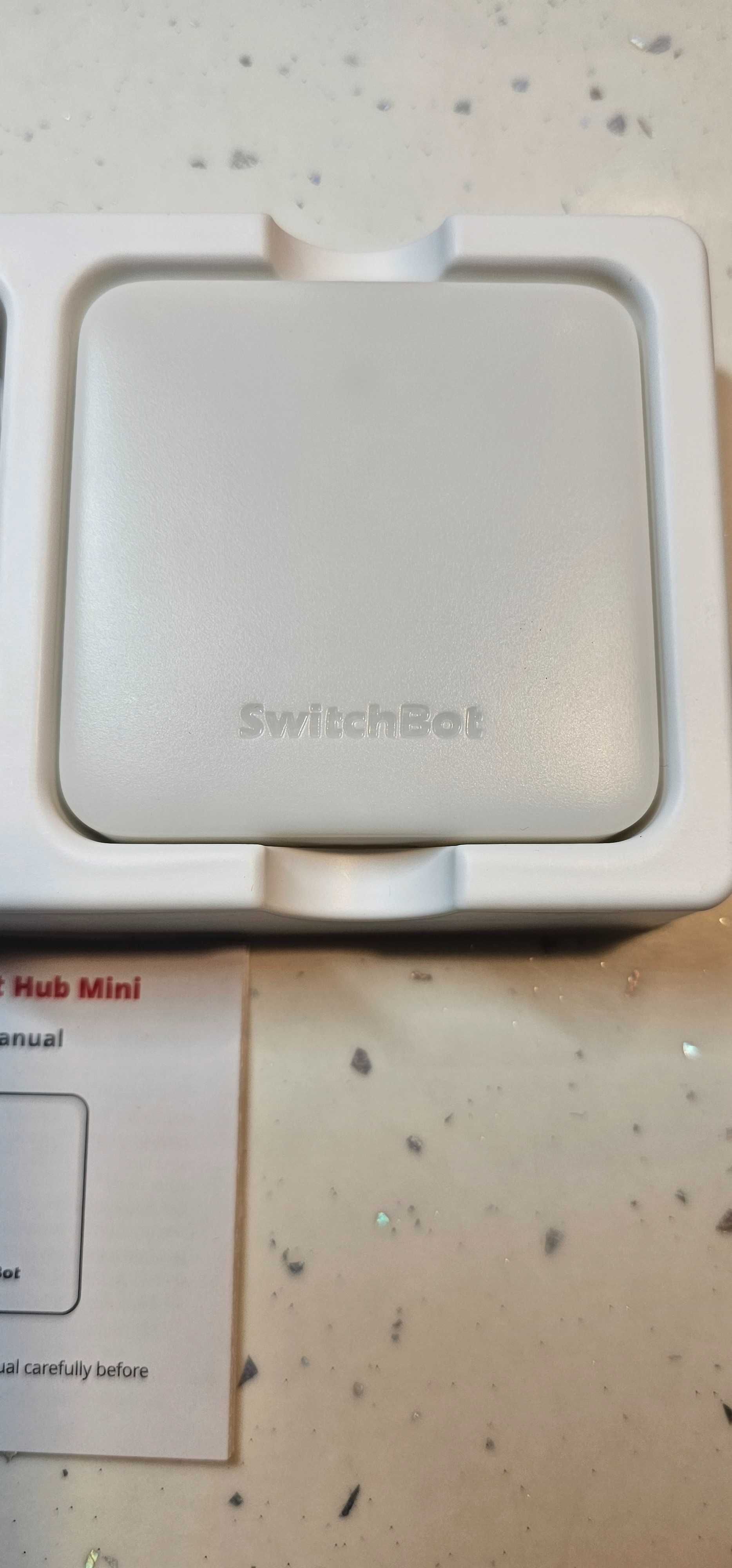 Inteligentny pilot zdalnego sterowania SwitchBot Hub mini