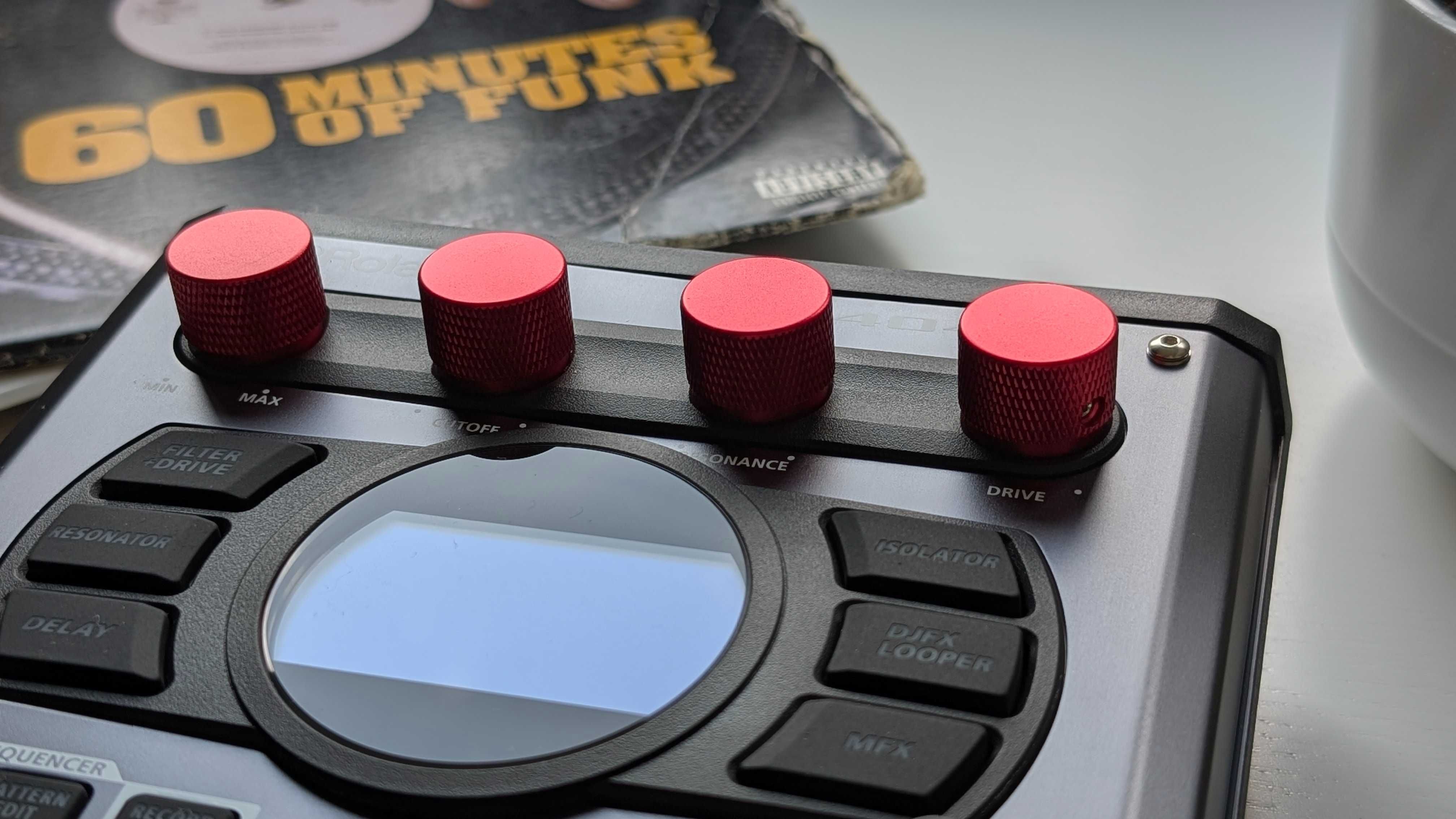 Roland SP 404 Mk2 zestaw metalowych pokręteł piękne kolory matowe