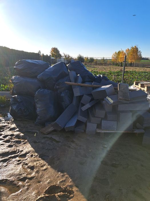 Oddam resztki styropianu