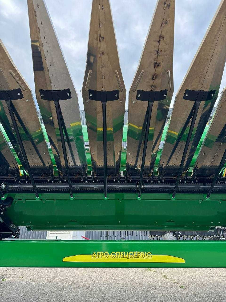 Жниварка соняшникова SUNSPEED New Holland John Deere Claas CASE ШАБЛЯ