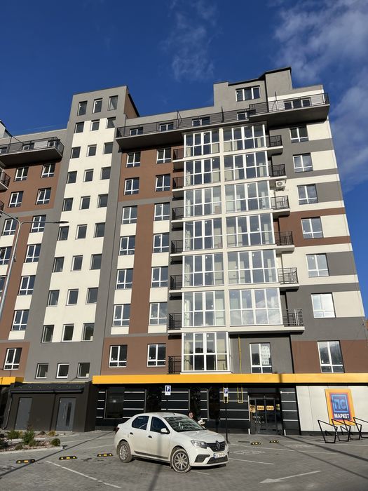 ДВОРІВНЕВА квартира із двома терасами