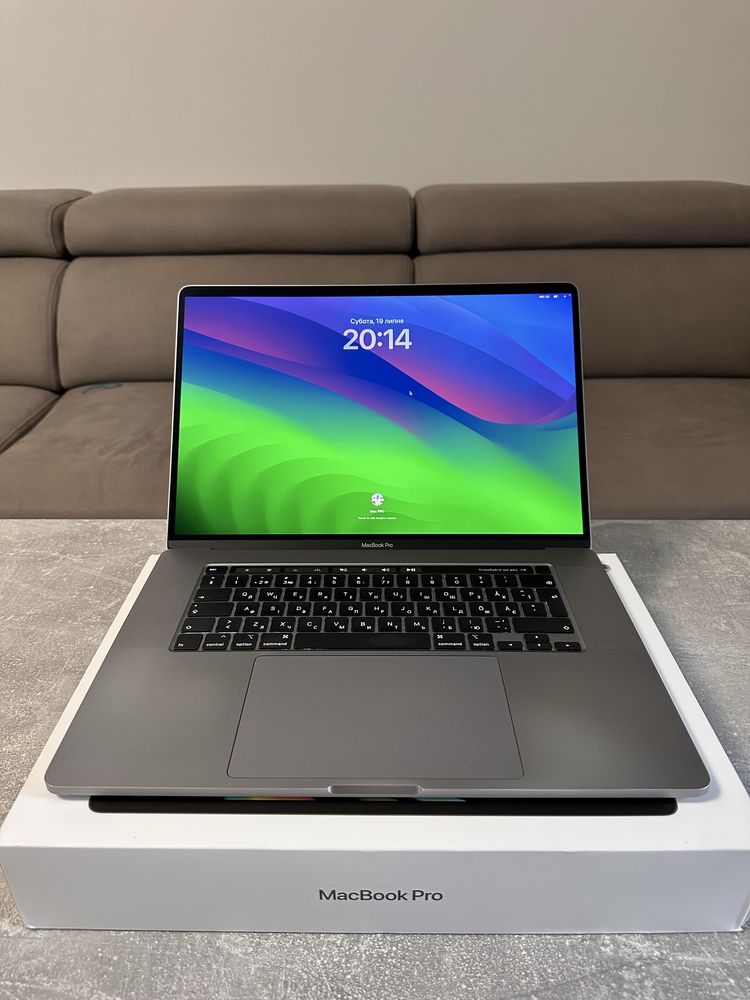 MacBook Pro 16” (2019, Intel i7 / 16GB / 512GB)