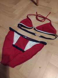 Czerwone bikini z białymi i granatowymi elementami, rozmiar 36