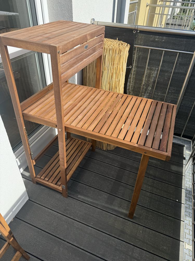 Szafka na balkon z funkacją stolika