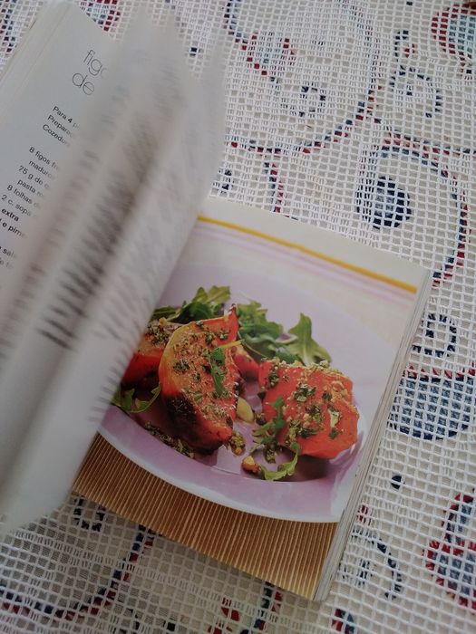 Livro 200  Receitas Cozinha Vegetariana dr Louise Pickford