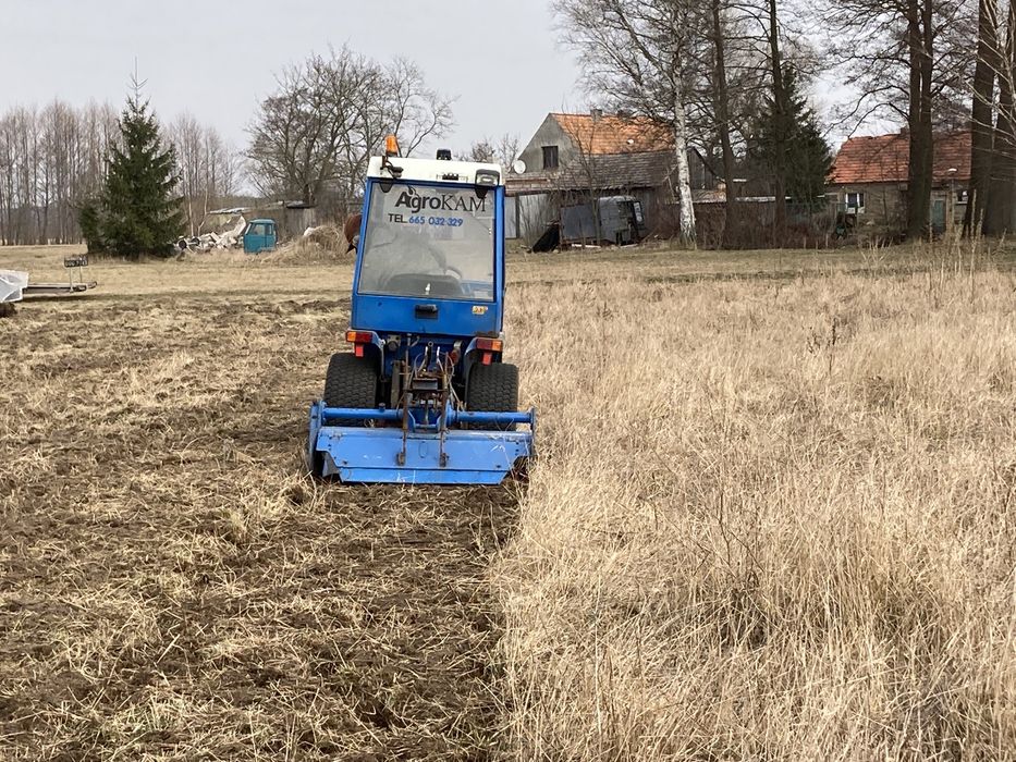 Niwelacja terenu,usługi glebogryzarka, płóg, odśnieżanie. Agrokam