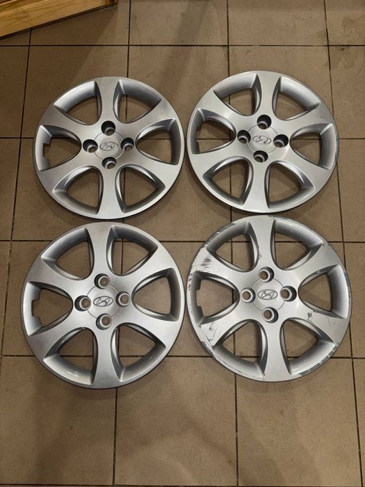 Колпаки r15 hyndai accent оригінал (4 шт комплект)