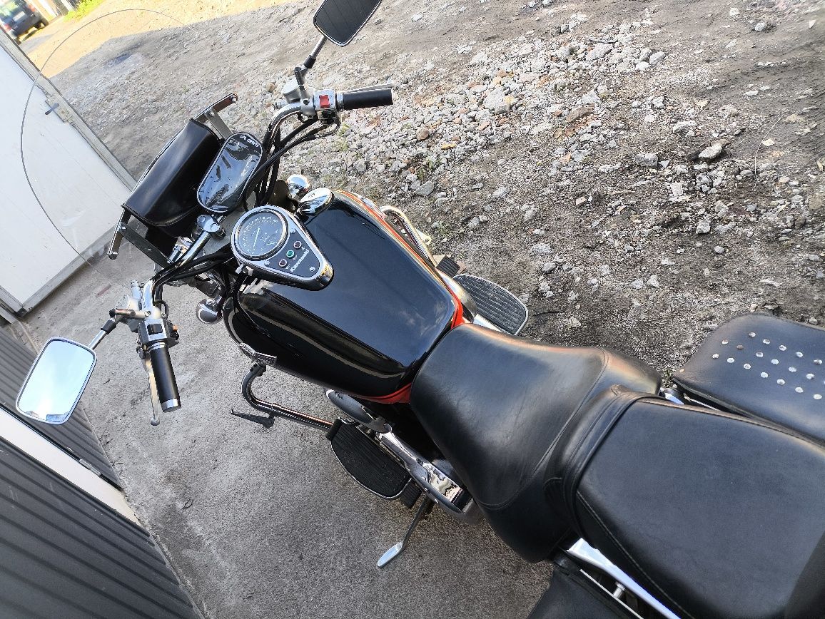 Kawasaki vulcan vn 1500 classic