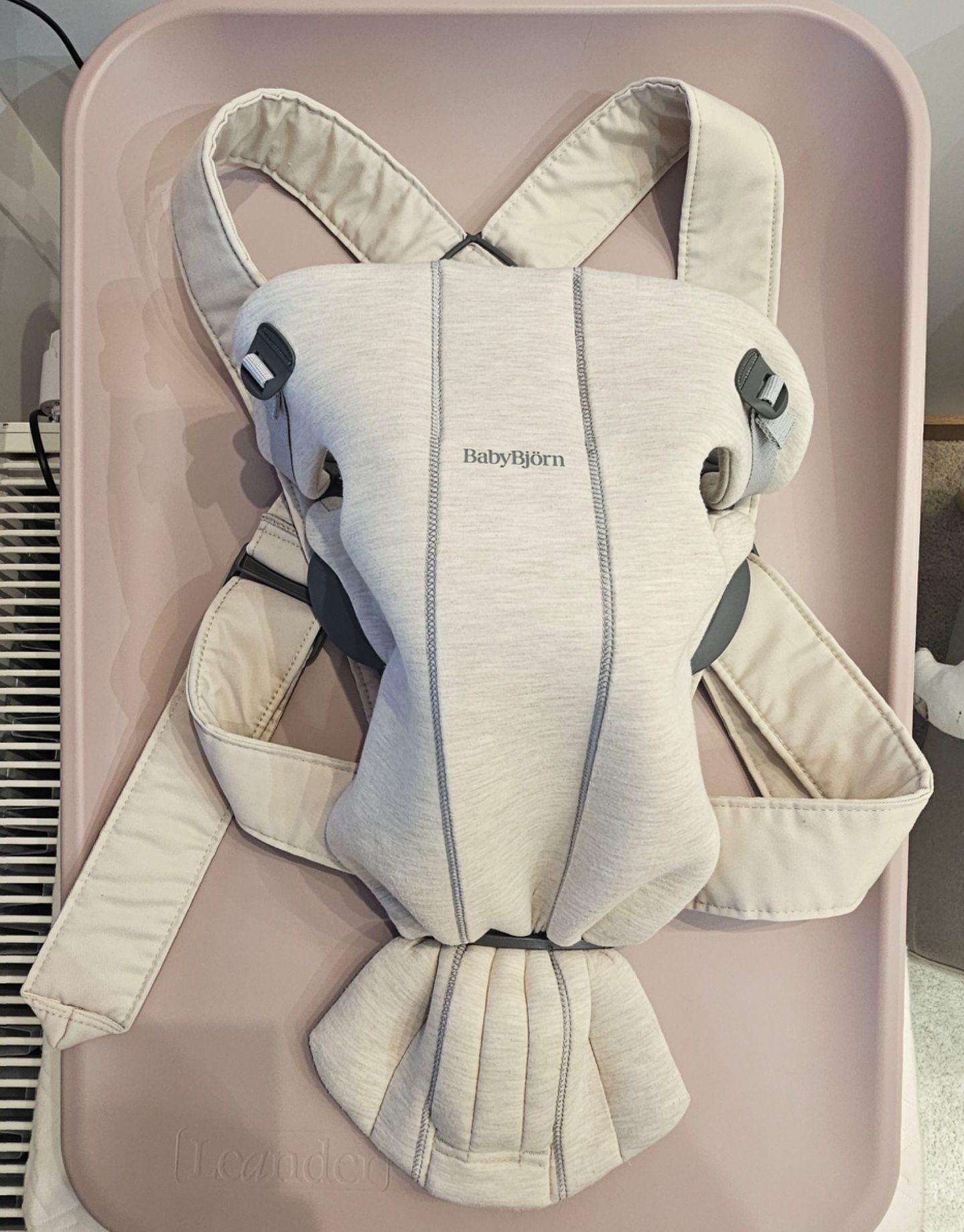 Nosidło BabyBjorn Mini 3D Jersey Szare