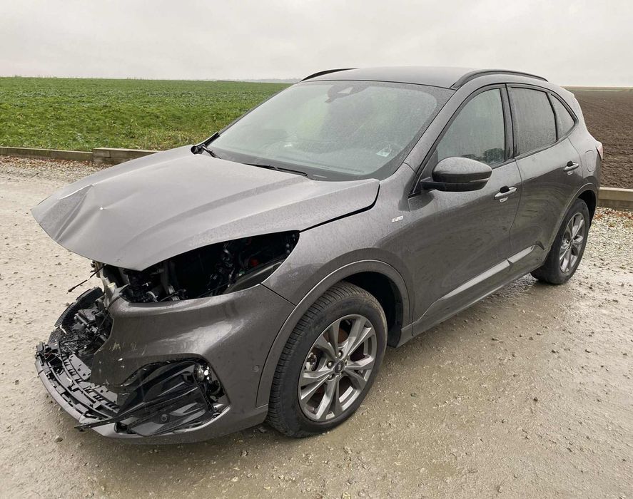 Ford Kuga * 2022 * 2.5 Hybrid 190 KM * Automat * ST LINE * 53.000 KM *