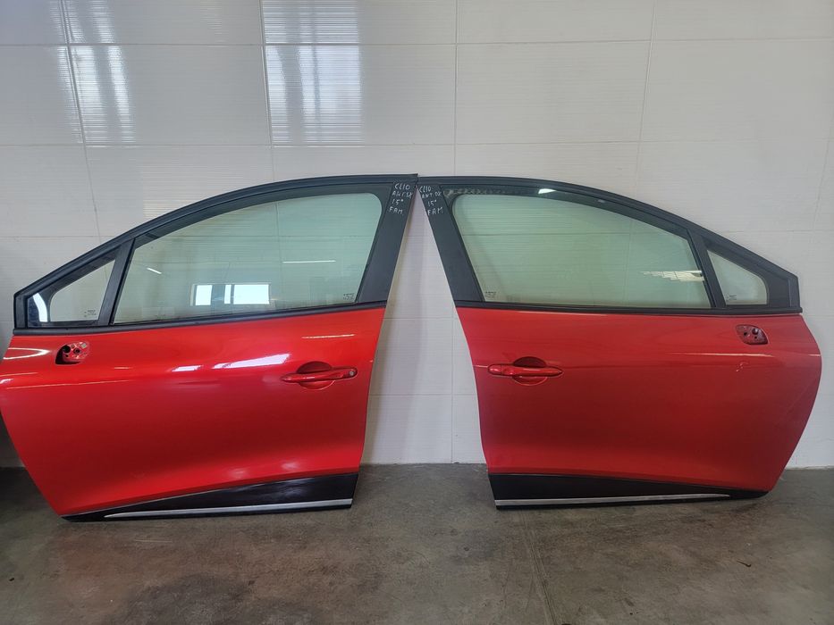 Двері передні-задні Renault Clio 4 2012-2019