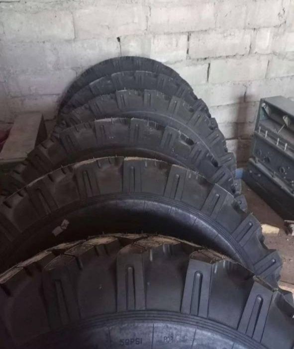 Продам шины на ЗИЛ 131