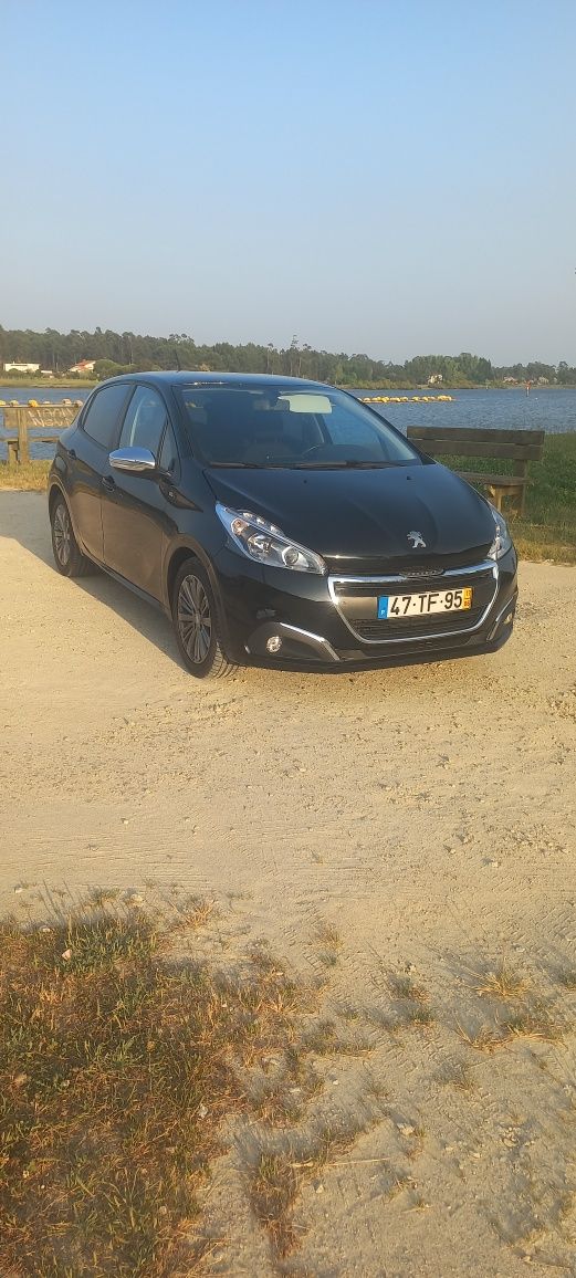 Peugeot 208 1.6 hdi