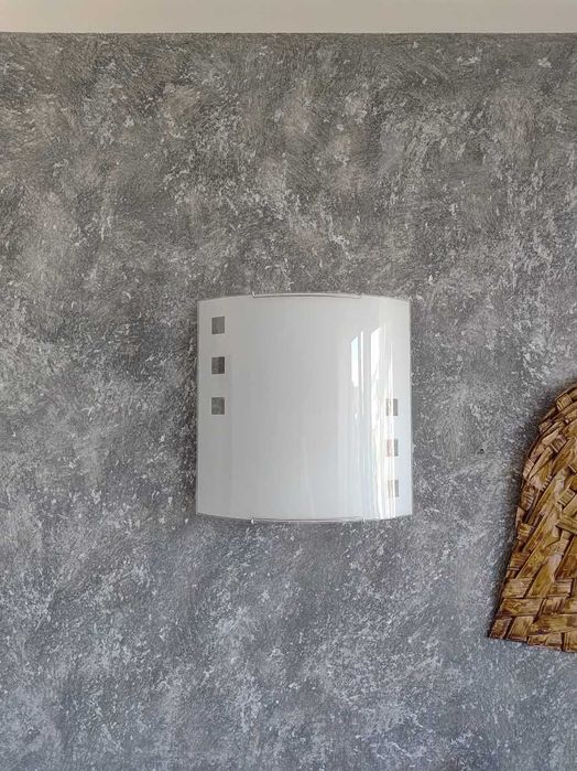 Plafon ścienny lub sufitowy