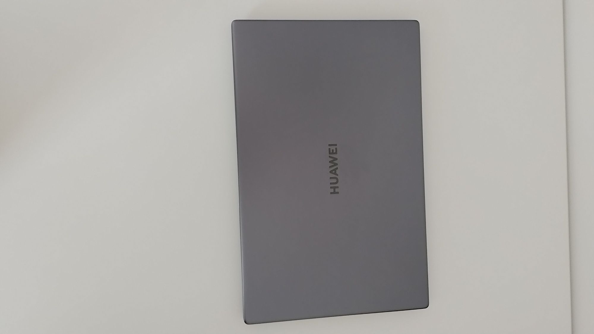 Laptop Huawei D15 R5 8GB 25655D W10 na gwarancji