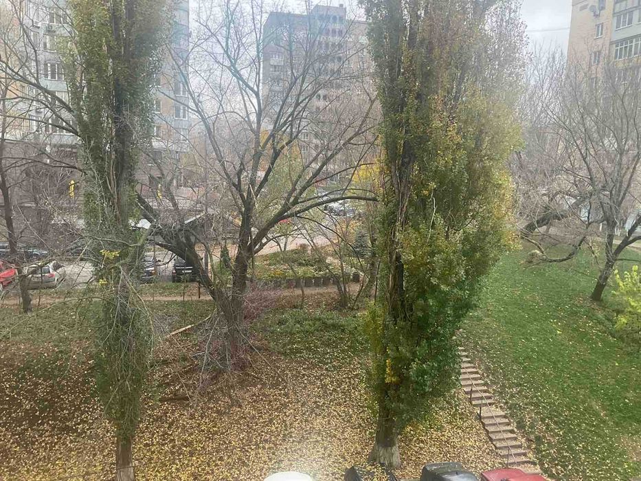 1 кімнатна квартира  м. Деміївська , пр-кт Науки ,11  без комісії