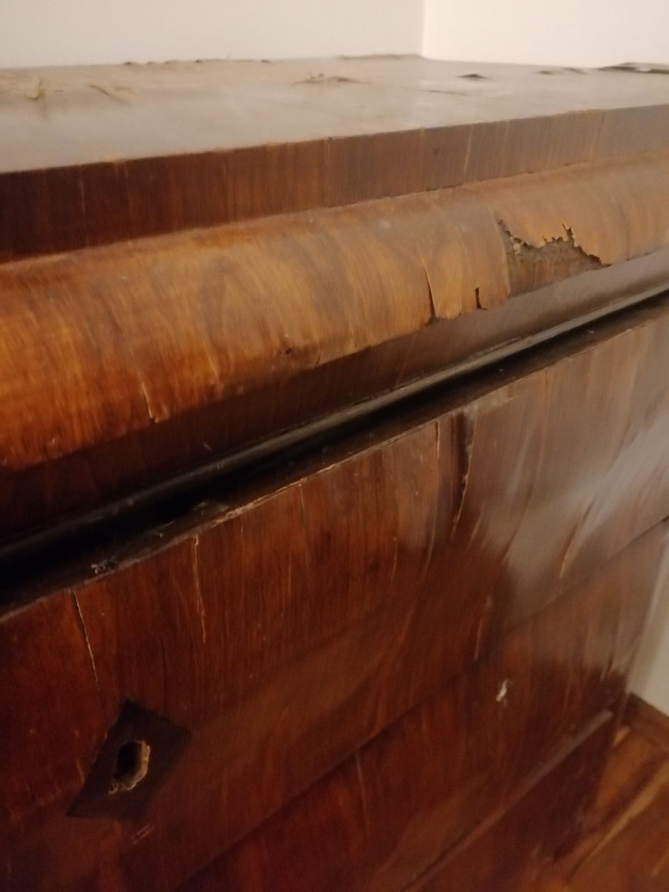XIX wieczna komoda. Biedermeier. Do renowacji.