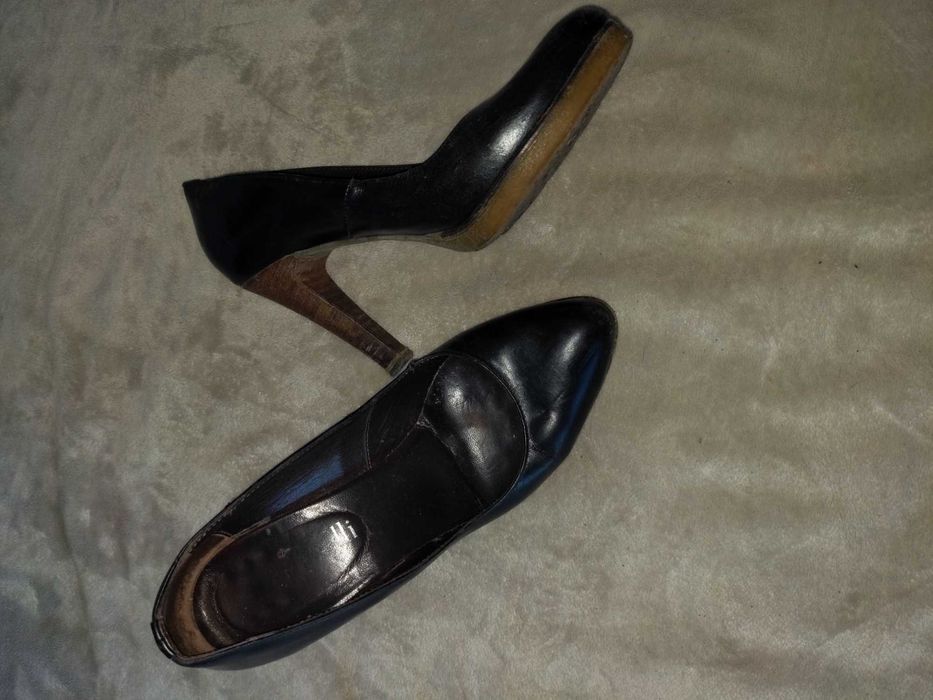 2€ Sapatos Senhora Nº38 - Em excelente estado!