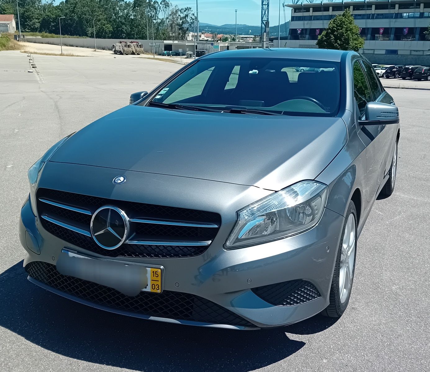 Mercedes-Benz A180 Automático