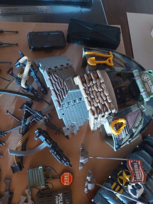 20 figuras soldier force e police force figuras açao