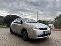 Toyota Prius caixa automática