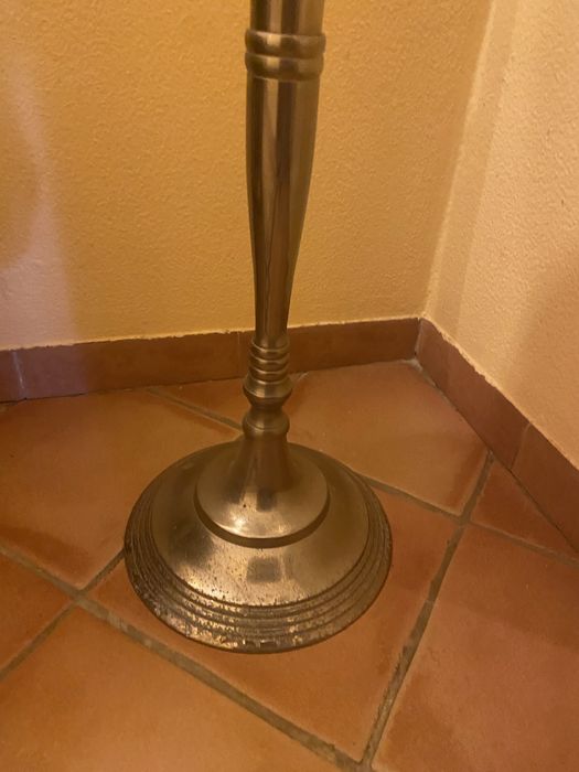 Candelabro prateado