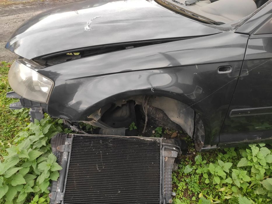 Audi a3 8p błotnik lewy przód