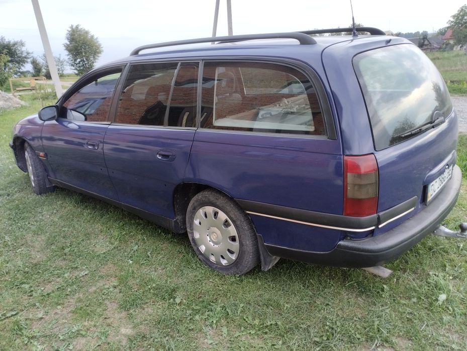 Опель Омега 1996р