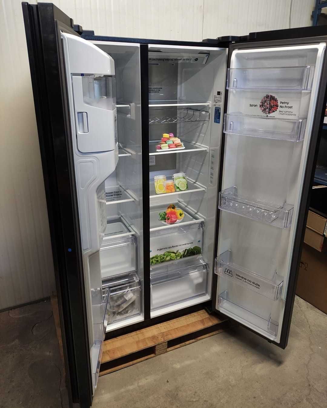 Lodówka side by side No Frost SAMSUNG RS65R54412C OUTLET 21BG64