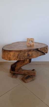 Stolik kawowy z drewna